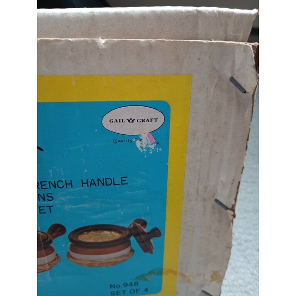 Set of 4 Gail Craft Vintage Stoneware French Onion Soup/Chili Crocks w/Lid - Picture 4 of 4